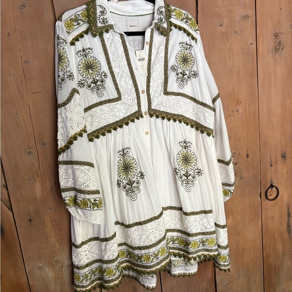 anthropologie white embroidered dress Somerset Embroidered Mini Dress by The Somerset Collection by Anthropologie in White, Size: Small